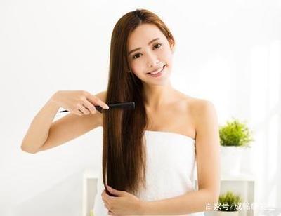 專業(yè)護(hù)理與居家發(fā)膜 哪個(gè)更適合你的秀發(fā)？